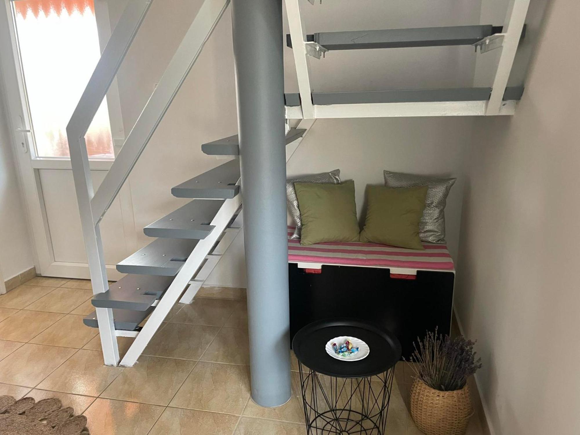 Chill Apartman Oroshaza Ngoại thất bức ảnh